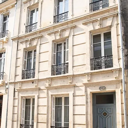Demeure Belle Epoque Panzió Reims