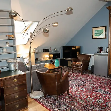 Demeure Belle Epoque Bed & Breakfast 4*